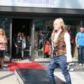 IMG_818937