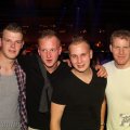 IMG_898937